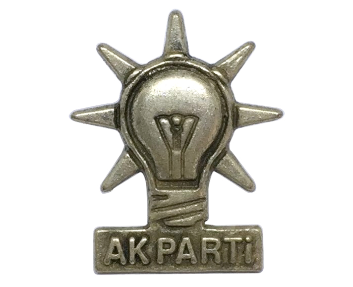 AKP01 Ak Parti D�k�m Yaka Rozeti