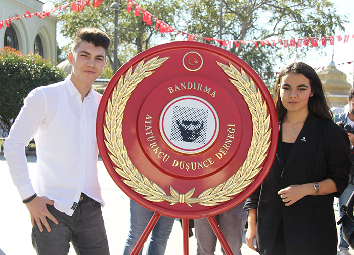 ADD Atatürkçü Düşünce Derneği Metal Tören Çelengi - ADD ÇELENK ADD Atatürkçü Düşünce Derneği Metal Tören Çelengi - ADD ÇELENK