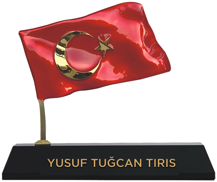 Dalgalanan Bayraklı Masa İsimliği KOD:BM01 Dalgalanan Bayraklı Masa İsimliği KOD:BM01
